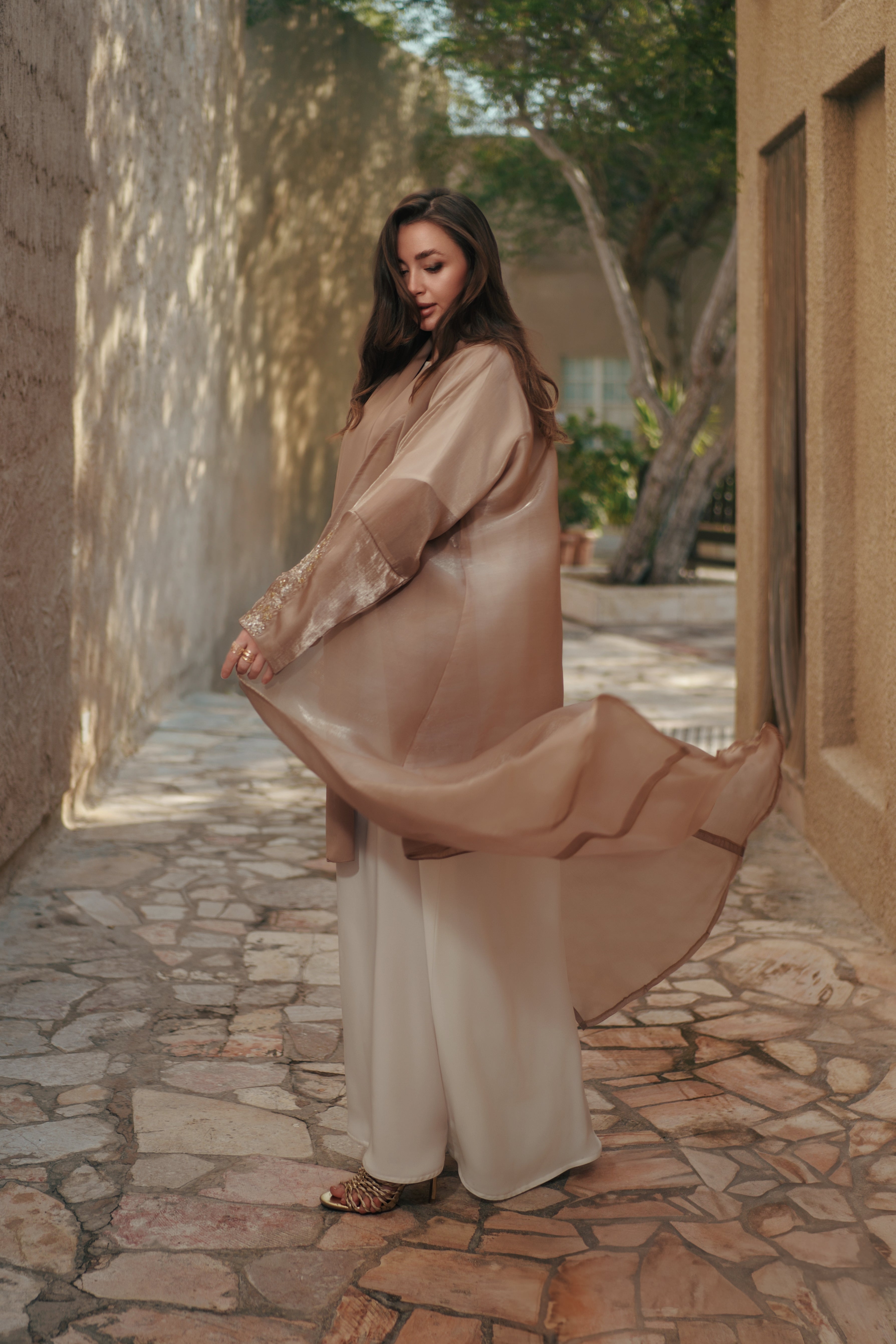 Exploring the Elegance of Dubai Abayas