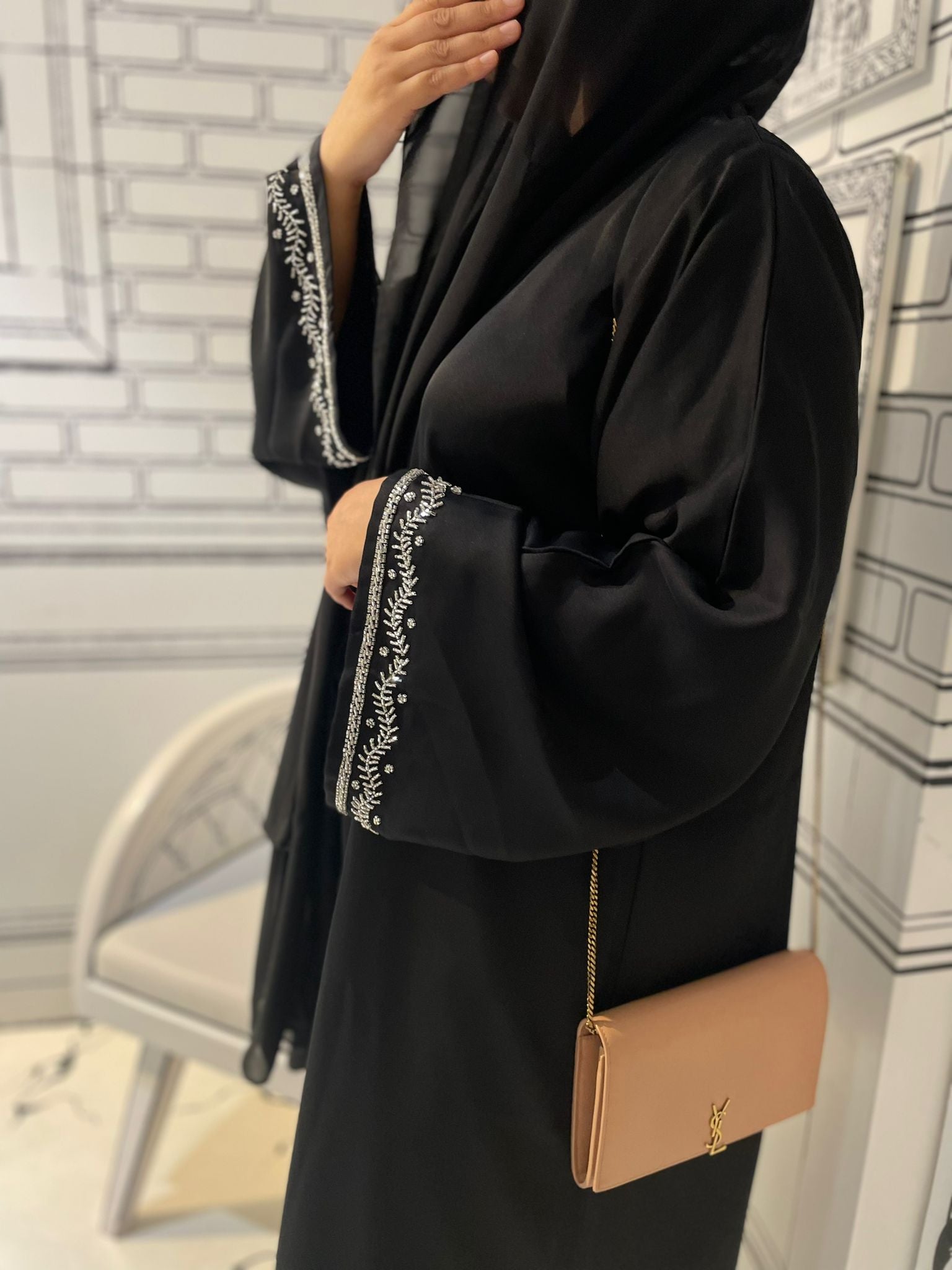 Almas Abaya